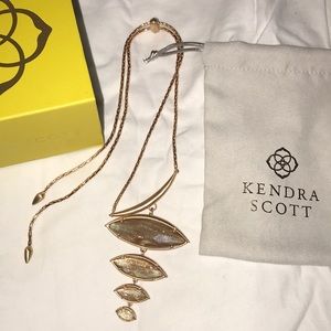 NWOT Kendra Scott Morris Rose Gold Necklace